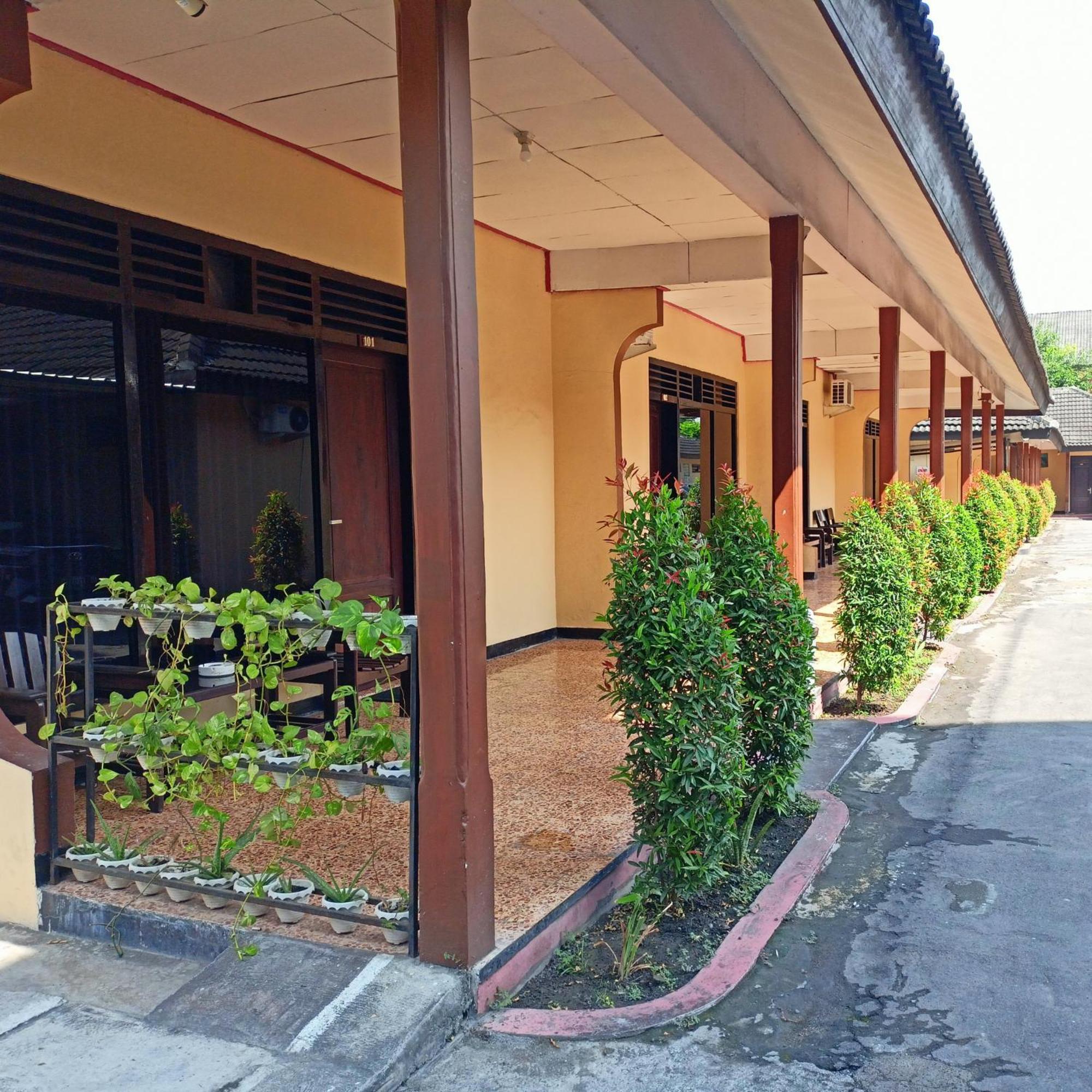 Hotel Borobudur Jogja Kejayan Exterior foto